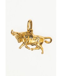 Pendentif taureau de corrida