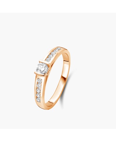 Solitaire accompagné serti barrette. Diamants FVS